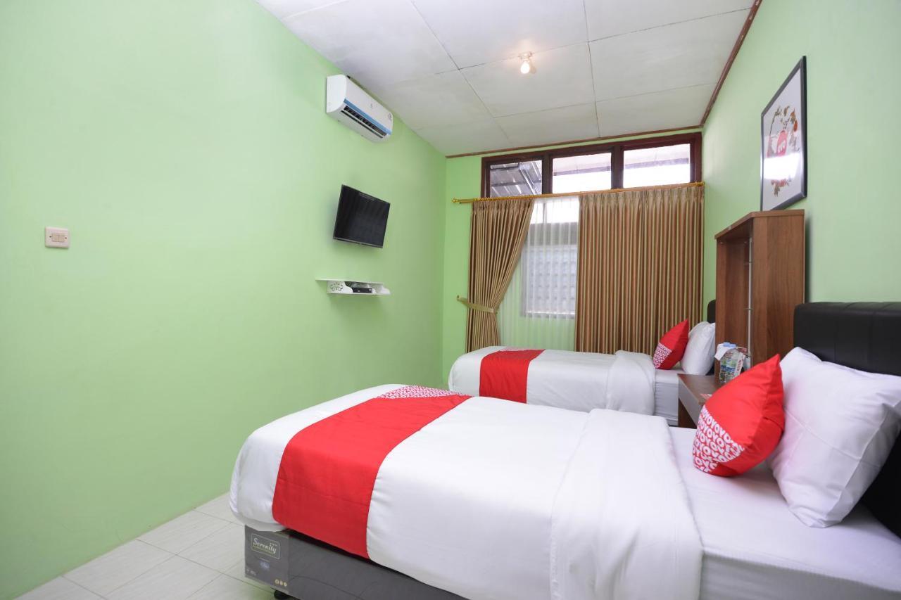 Super Oyo 1046 Omah Pathok Hotel